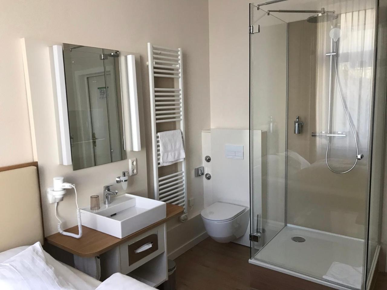 ולברט Stuettgens Hotel מראה חיצוני תמונה