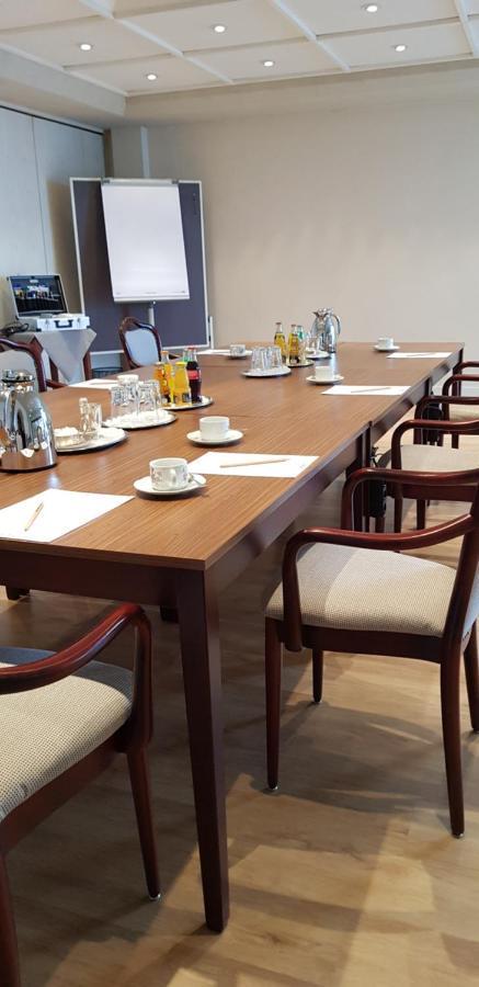 ולברט Stuettgens Hotel מראה חיצוני תמונה